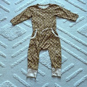 Boys Kate Quinn matching set 4T